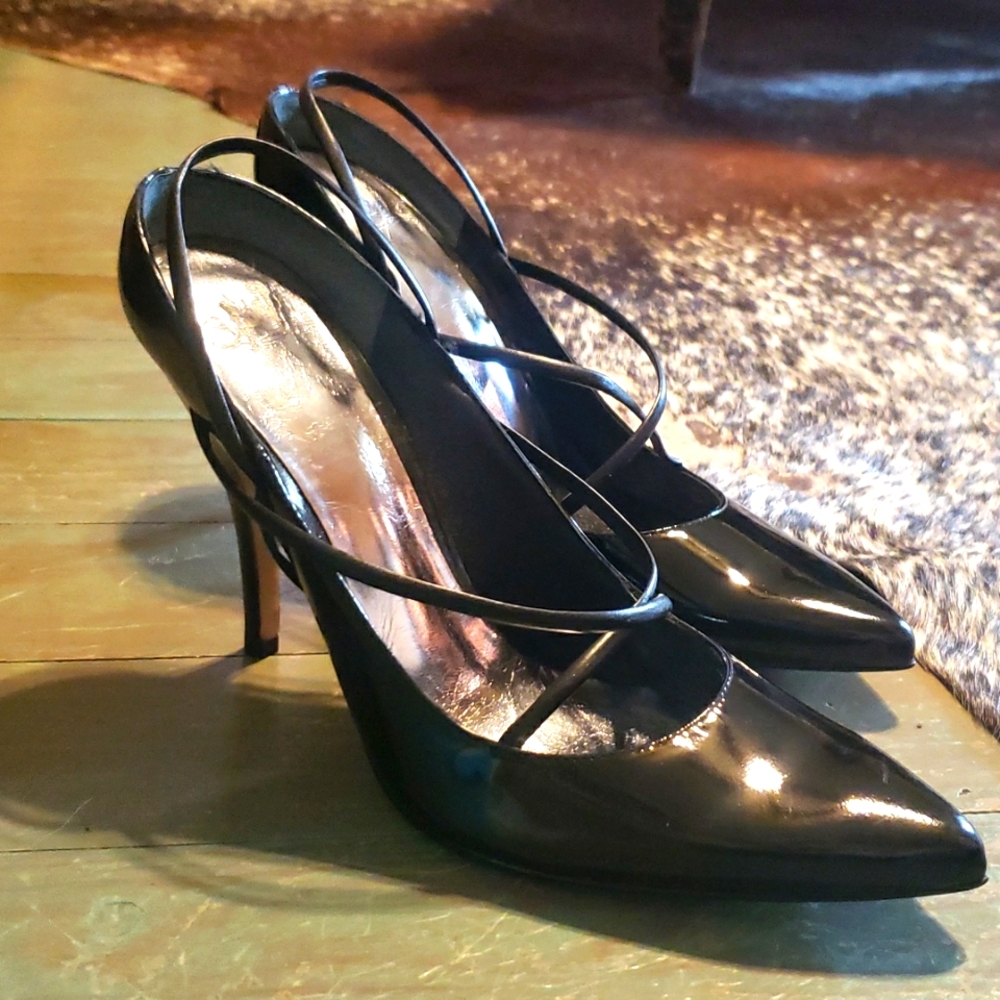 Sexy black patent leather heels size 8 by Studios 9 new - comes in original box